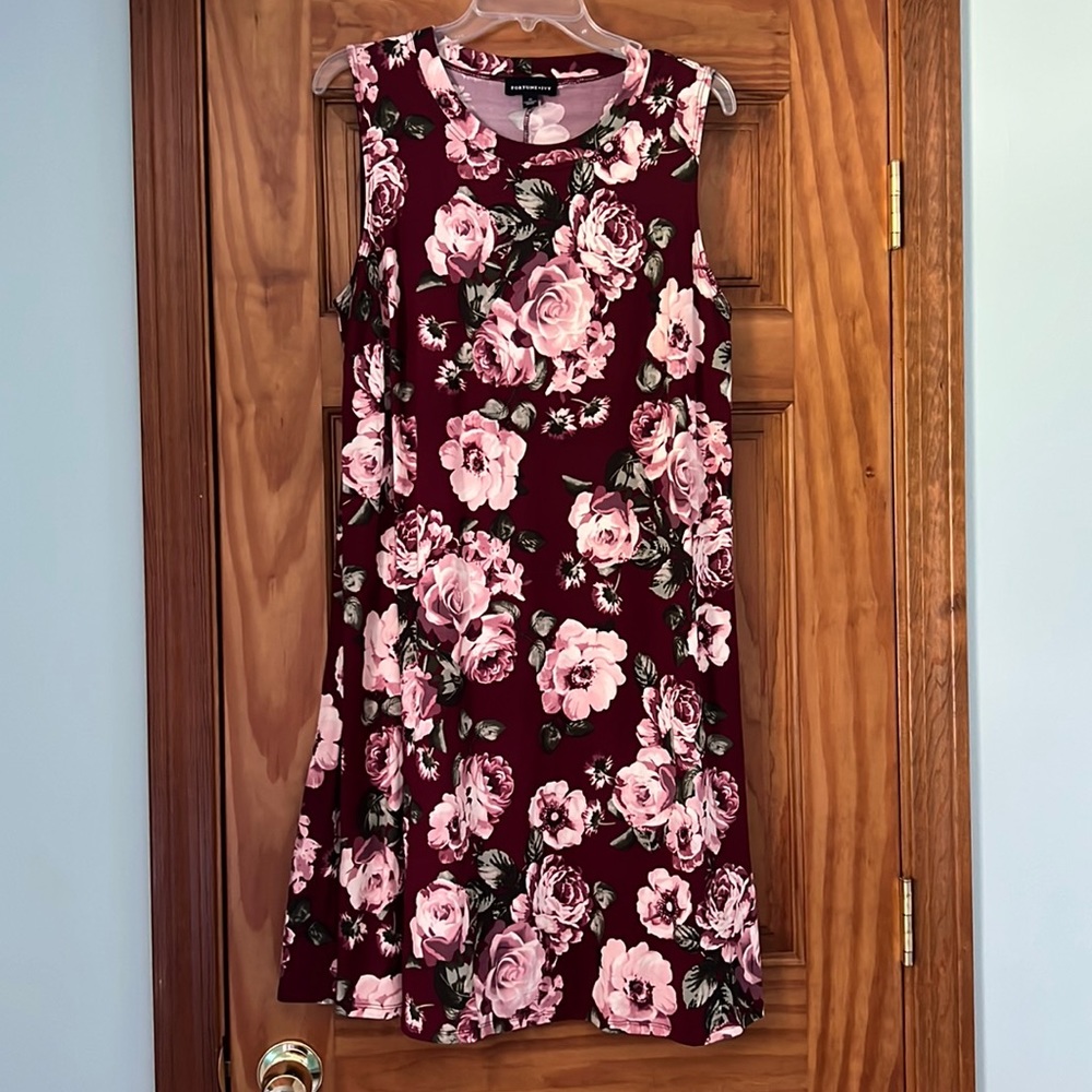 NWOT Stitch Fix Maroon Floral Sleevelss Dress 2x